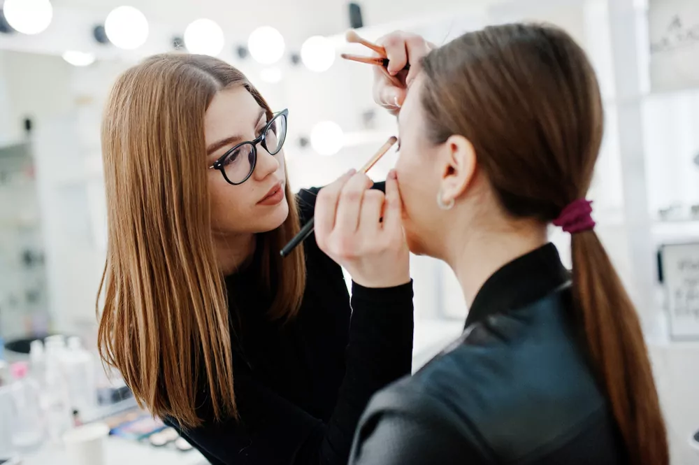 Find the Best Makeup Artist for Your Wedding