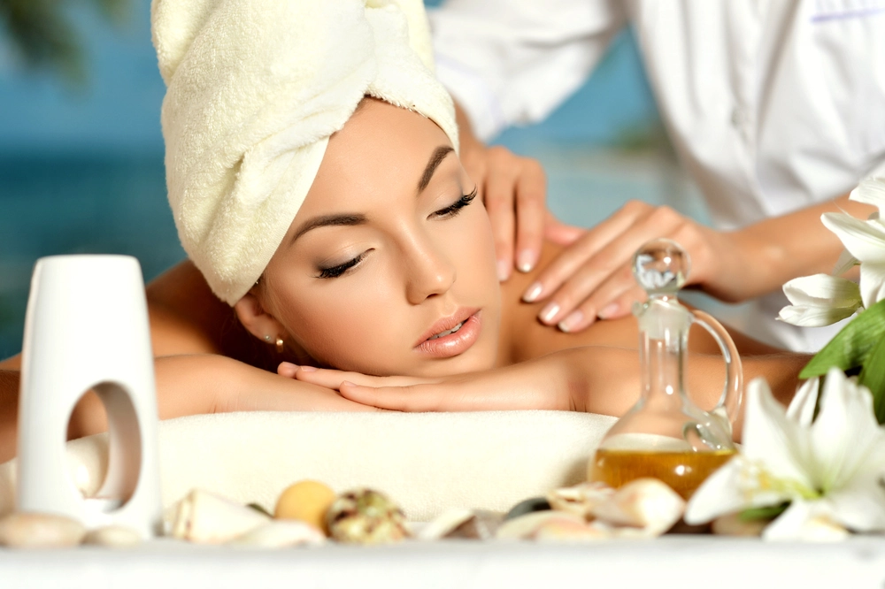 Beautician BODY MASSAGE SERVICES